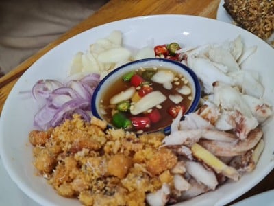 ข้าวขยำปู