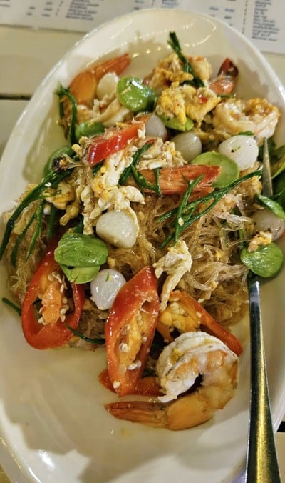 วุ้นเส้นผัดสามเหม็น