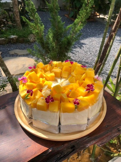 อาหาร หรือ เครื่องดื่ม