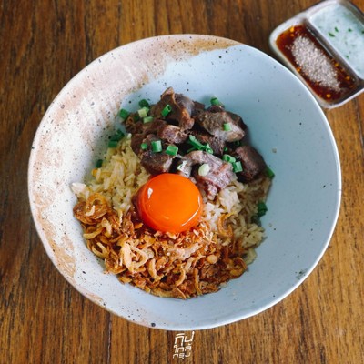 "บ้านเส้นสาย" ก๋วยเตี๋ยวเนื้ออร่อยเด็ด ย่านนาคนิวาส