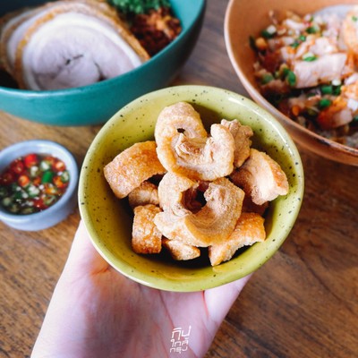 "บ้านเส้นสาย" ก๋วยเตี๋ยวเนื้ออร่อยเด็ด ย่านนาคนิวาส