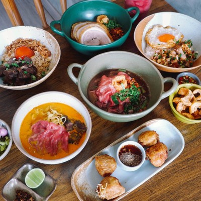 "บ้านเส้นสาย" ก๋วยเตี๋ยวเนื้ออร่อยเด็ด ย่านนาคนิวาส