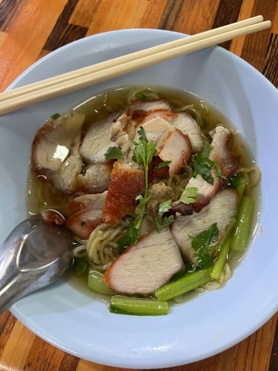 บะหมี่หมูแดง