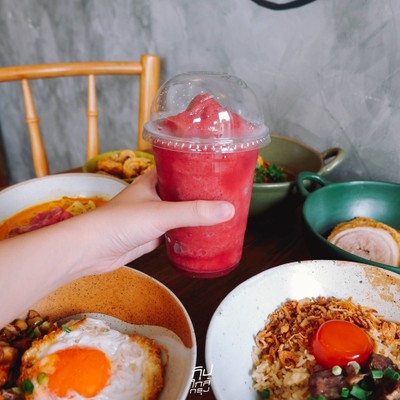 "บ้านเส้นสาย" ก๋วยเตี๋ยวเนื้ออร่อยเด็ด ย่านนาคนิวาส