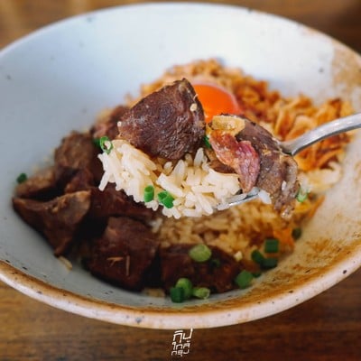 "บ้านเส้นสาย" ก๋วยเตี๋ยวเนื้ออร่อยเด็ด ย่านนาคนิวาส