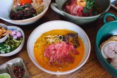 "บ้านเส้นสาย" ก๋วยเตี๋ยวเนื้ออร่อยเด็ด ย่านนาคนิวาส