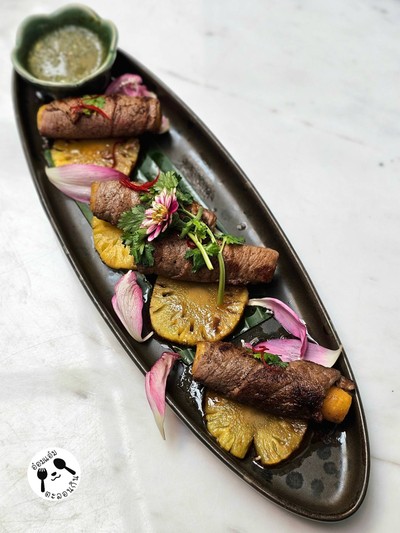 เนื้อย่างพันสับปะรด