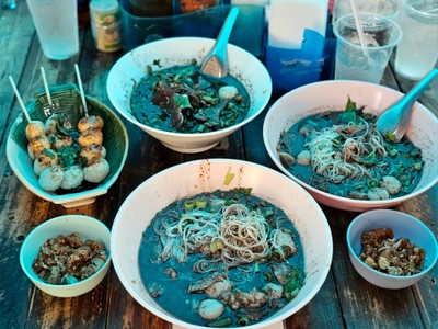 เมนูของร้าน ก๋วยเตี๋ยวเรืออยุธยา ลุงหนวด เจ้าเก่า ลาดพร้าววังหิน