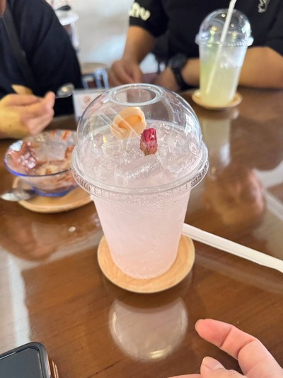ลิ้นจี่โซดากุหลาบ