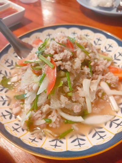 ยำวุ้นเส้น