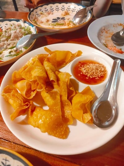 เกี๊ยวทอด