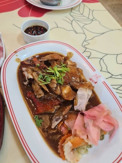 อาหาร หรือ เครื่องดื่ม
