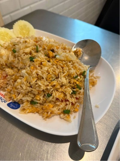 ข้าวผัดปู