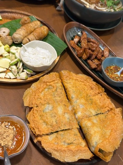 ขนมเบื้อง