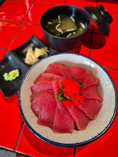 Tojiro Japanese Food โทจิโร่