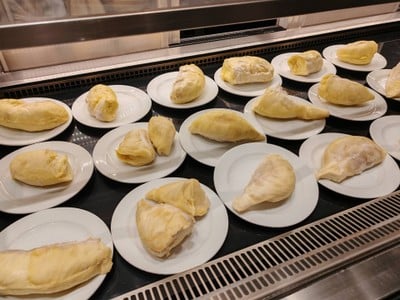 อาหาร หรือ เครื่องดื่ม