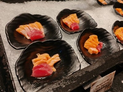 อาหาร หรือ เครื่องดื่ม