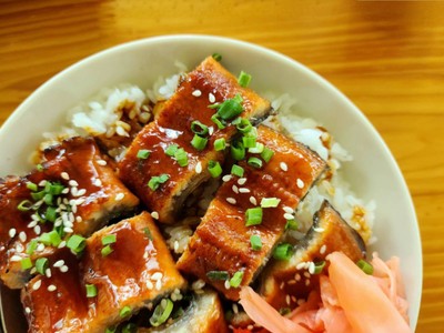 ข้าวหน้าปลาไหล