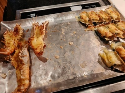 อาหาร หรือ เครื่องดื่ม