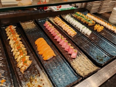 อาหาร หรือ เครื่องดื่ม