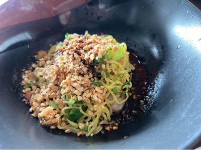 บะหมี่แห้งเนื้อ