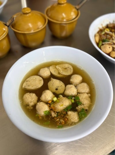 เมนูของร้าน ชิงเฮง ก๋วยเตี๋ยวหมูชามยักษ์