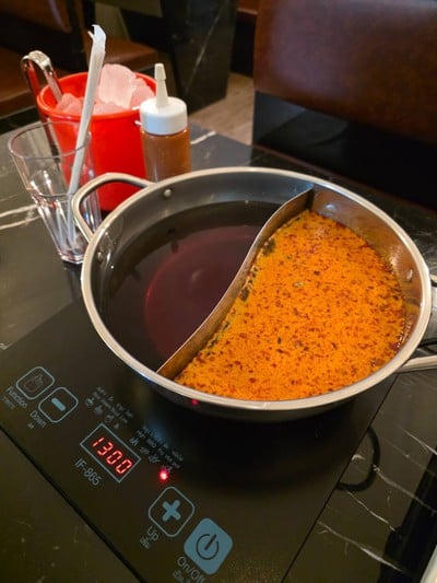 ซุปน้ำดำกับต้มยำ