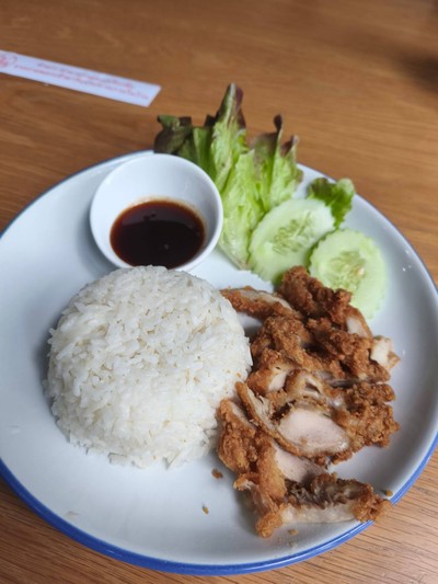 ข้าวไก่ทอดซอสเกาหลี