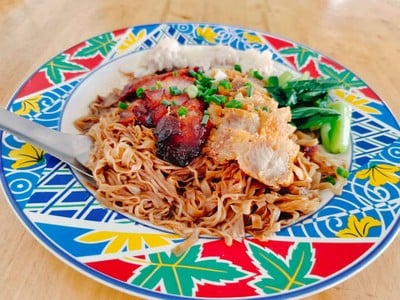 บะหมี่หมูแดงเกี้ยว (สูตรเบตง)