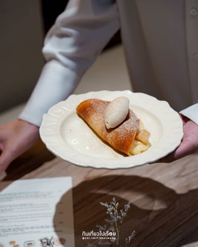 Fluffy Pancake & Coconut Sugar Ice Cream