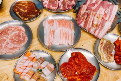 Yoon's Korean BBQ ปิ้งย่างเกาหลี บุฟเฟ่ต์อิ่มอร่อยไม่อั้น