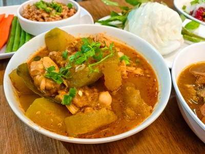 แกงบะฟักหม่นใส่ไก่