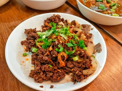 ลาบหมูสุก