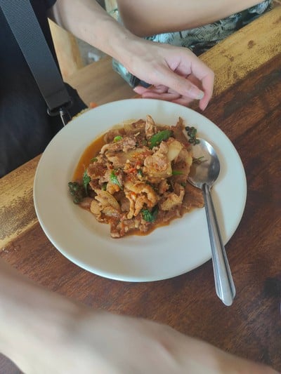 อาหาร หรือ เครื่องดื่ม