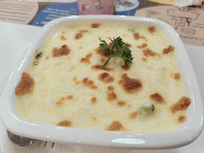 ผักโขมอบชีส