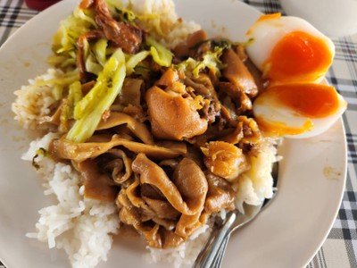 ข้าวขาหมู อู๊ดๆ