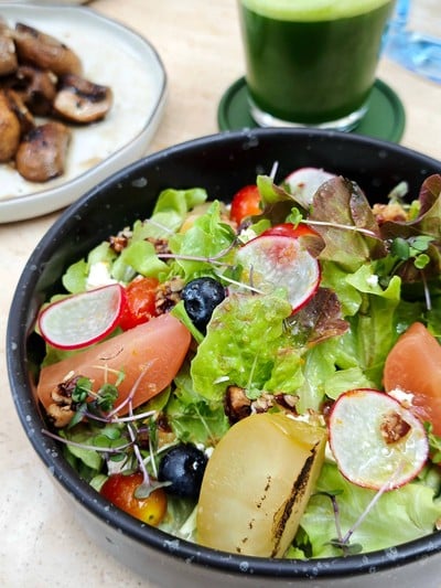 อาหาร หรือ เครื่องดื่ม