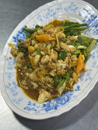 ปูผัดผงกะหรี่