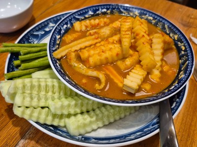 แกงเหลืองมะพร้าวอ่อน ปลากระพง