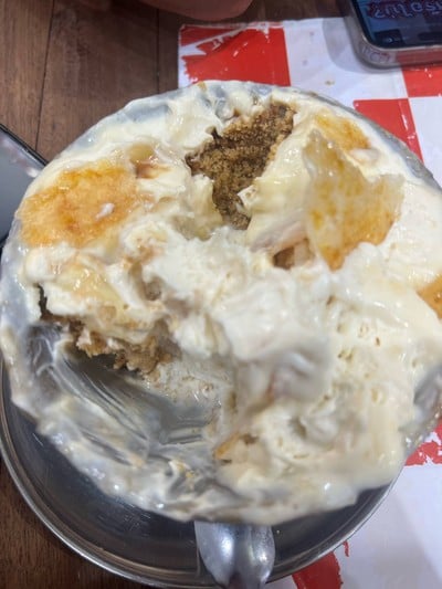 Melting Sundae: Banana Crème Brulee