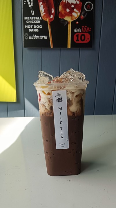 อาหาร หรือ เครื่องดื่ม