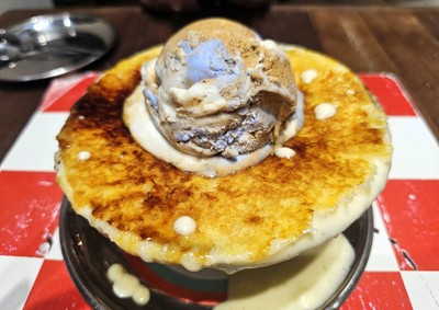 Melting Sundae: Banana Crème Brulee