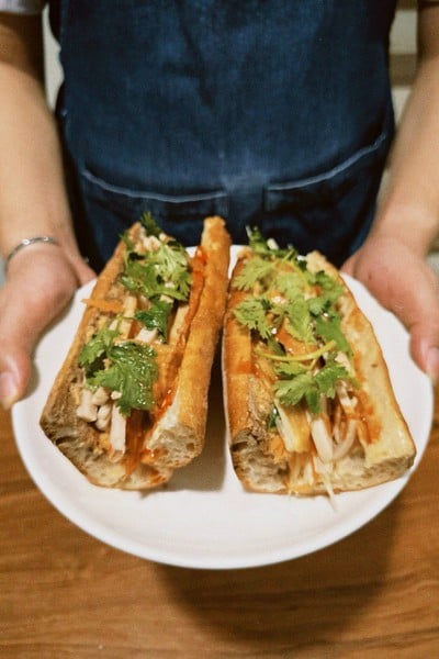 นอมจี่บัน