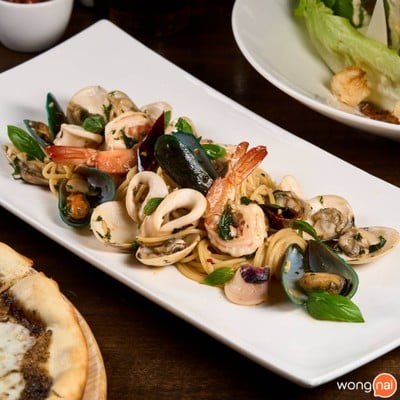 Azzurro by Chef Thanom เอ็มบีเคเซ็นเตอร์