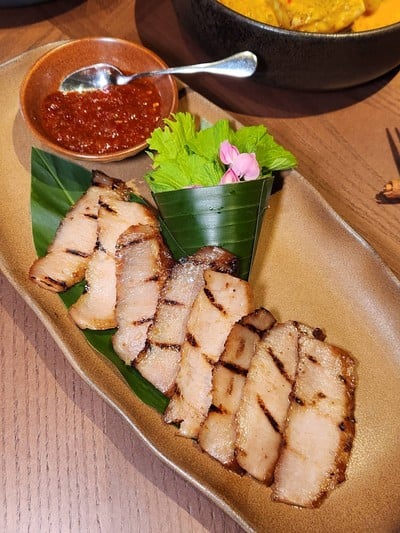 อาหาร หรือ เครื่องดื่ม