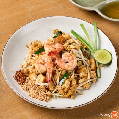 ป้อน มาบุญครอง