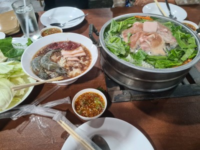 อาหาร หรือ เครื่องดื่ม