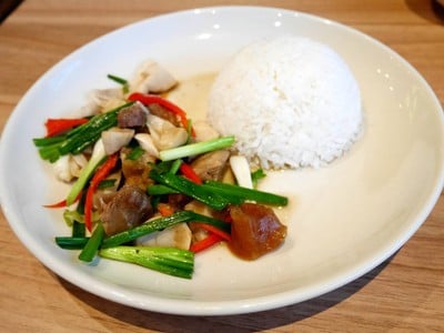 อาหาร หรือ เครื่องดื่ม