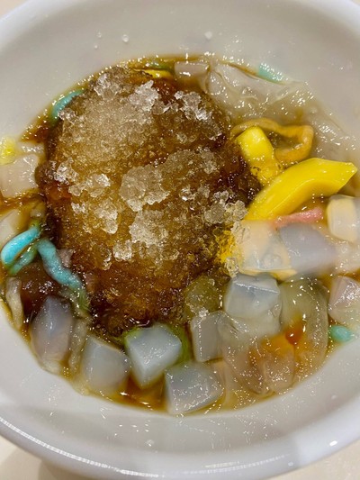 น้ำแข็งใส เลือกเครื่อง4อย่าง เลือกน้ำหวาน1อย่าง