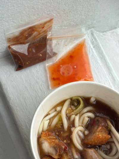 ขนมจีนไหหลำน้ำข้น